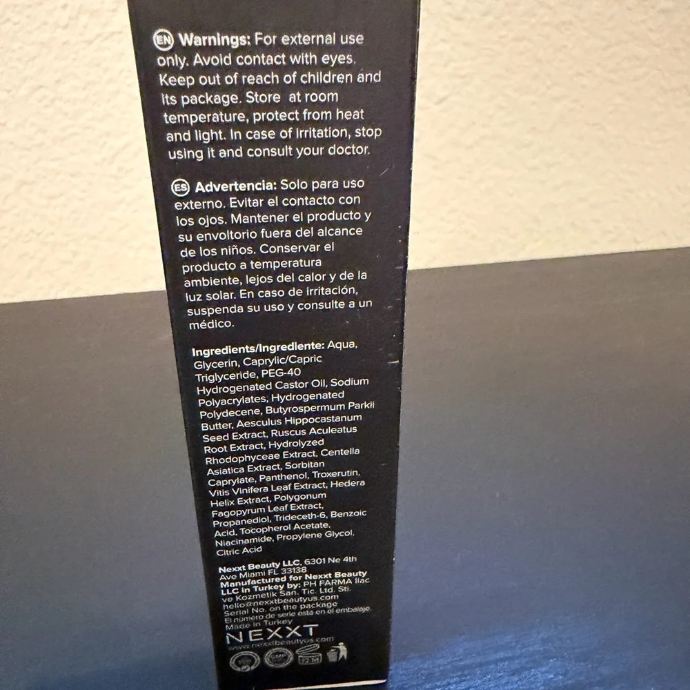 NWT NEXXT Revive Eye Cream - Black